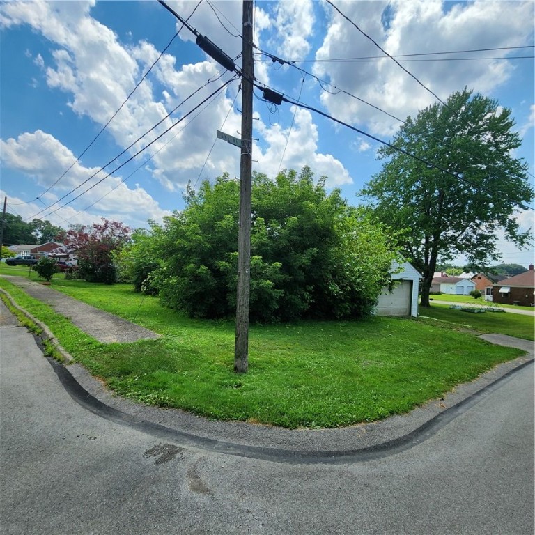 New Castle, Pennsylvania 16101, United States, 3 Bedrooms Bedrooms, ,1 BathroomBathrooms,Residential,Active,170915