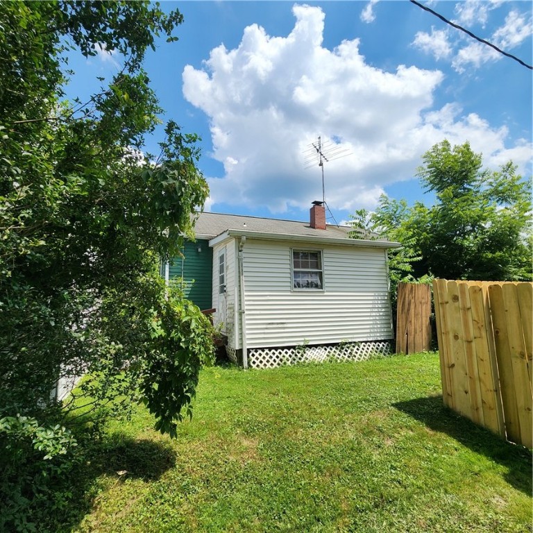 New Castle, Pennsylvania 16101, United States, 3 Bedrooms Bedrooms, ,1 BathroomBathrooms,Residential,Active,170915