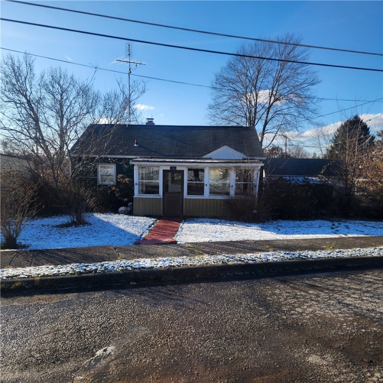 New Castle, Pennsylvania 16101, United States, 3 Bedrooms Bedrooms, ,1 BathroomBathrooms,Residential,Active,170915