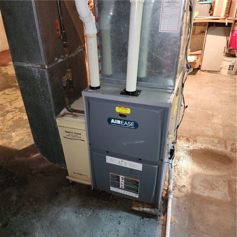 New Castle, Pennsylvania 16101, United States, 3 Bedrooms Bedrooms, ,1 BathroomBathrooms,Residential,Active,170915