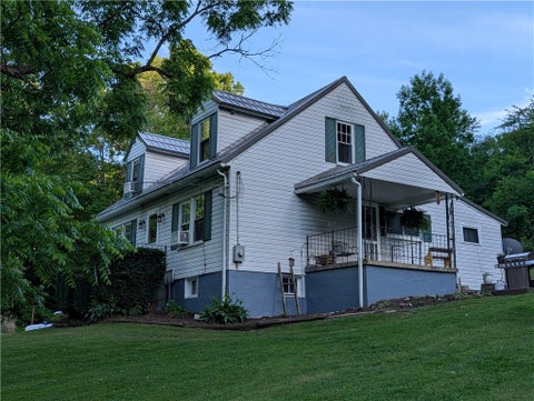 Photo of 205 Woods Rd, Ligonier, PA 15658 (MLS # 1760509)