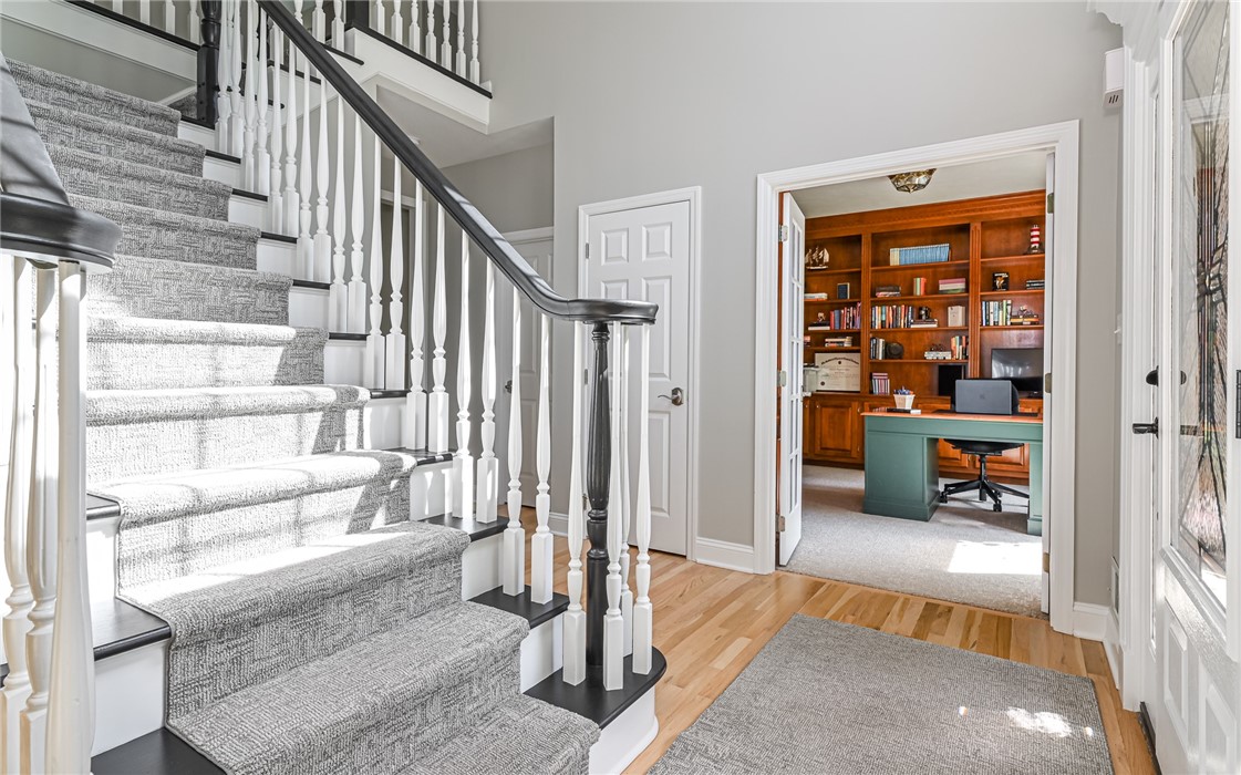208 Pine Cone Ct