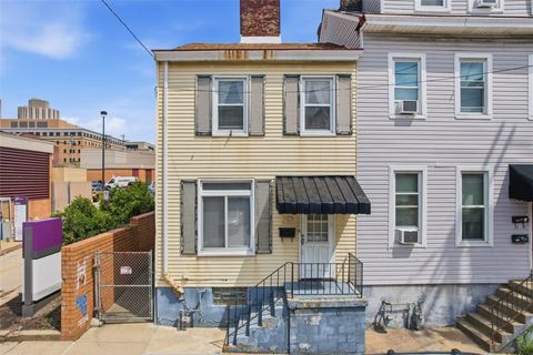 Photo of 239 Meyran Ave, Pittsburgh, PA 15213 (MLS # 1749402)