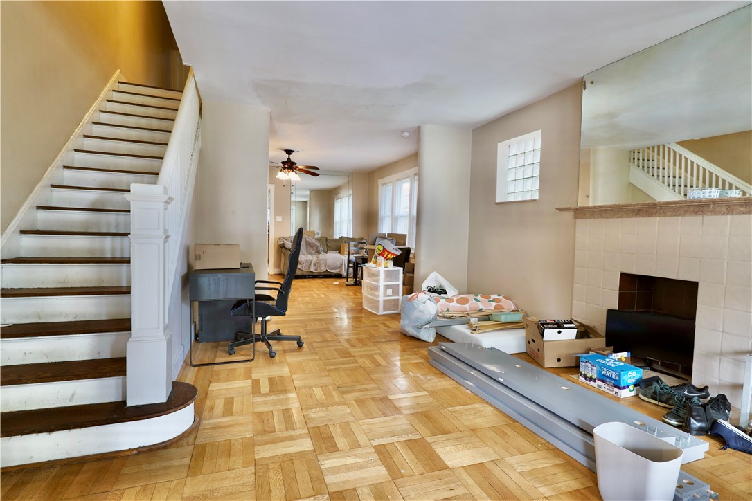 Squirrel Hill, Pennsylvania 15217, United States, 4 Bedrooms Bedrooms, ,2 BathroomsBathrooms,Residential,Active,177654