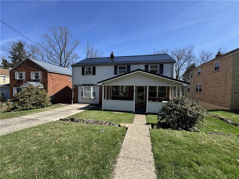 Photo of 32 Glenview Ave, Greensburg, PA 15601 (MLS # 1744813)
