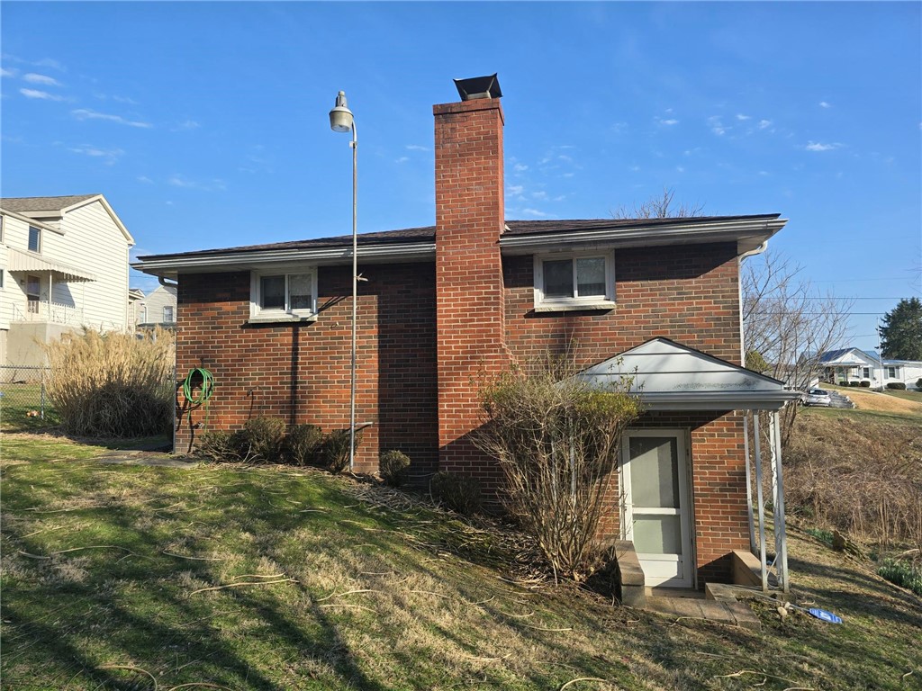 719 Julia St St, Jeannette, Pennsylvania image 2