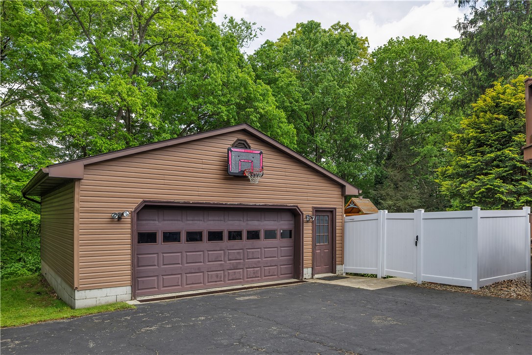 3587 Mayer Dr Dr, Murrysville, Pennsylvania image 3