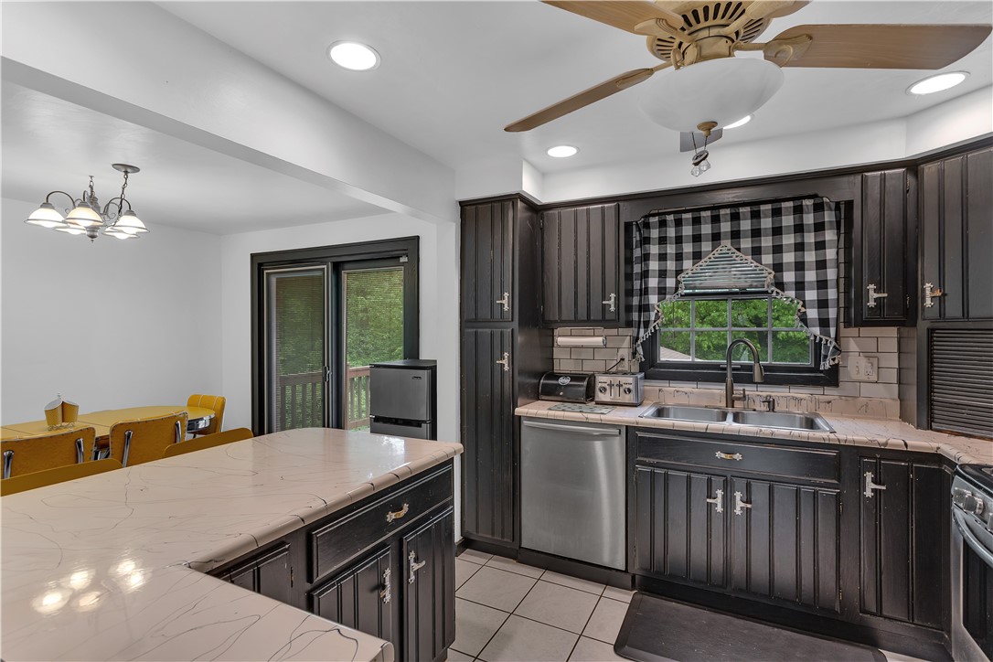 3587 Mayer Dr Dr, Murrysville, Pennsylvania image 11