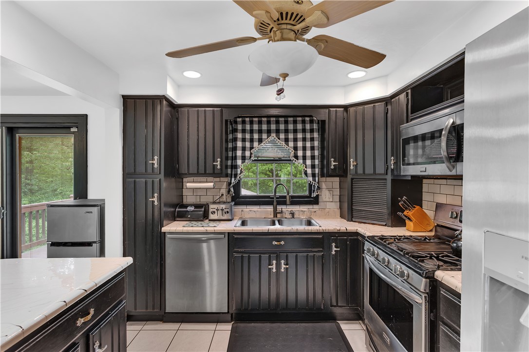 3587 Mayer Dr Dr, Murrysville, Pennsylvania image 12