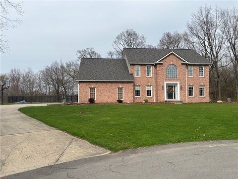 417 Karon Dr Shenango Twp - LAW PA 16101