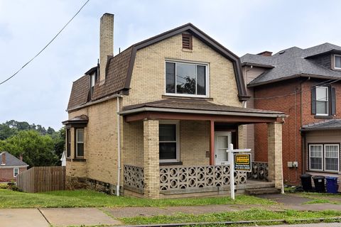 Photo of 316 Winterhill St, Pittsburgh, PA 15226 (MLS # 1727275)