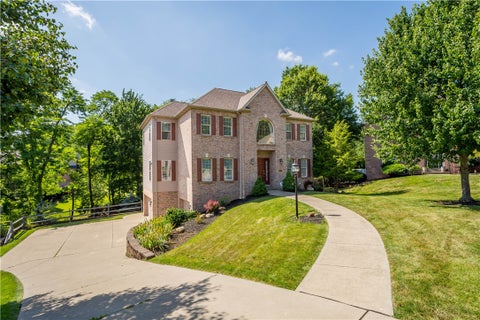 Photo of 8002 Pressley Ct, Pittsburgh, PA 15237 (MLS # 1763080)