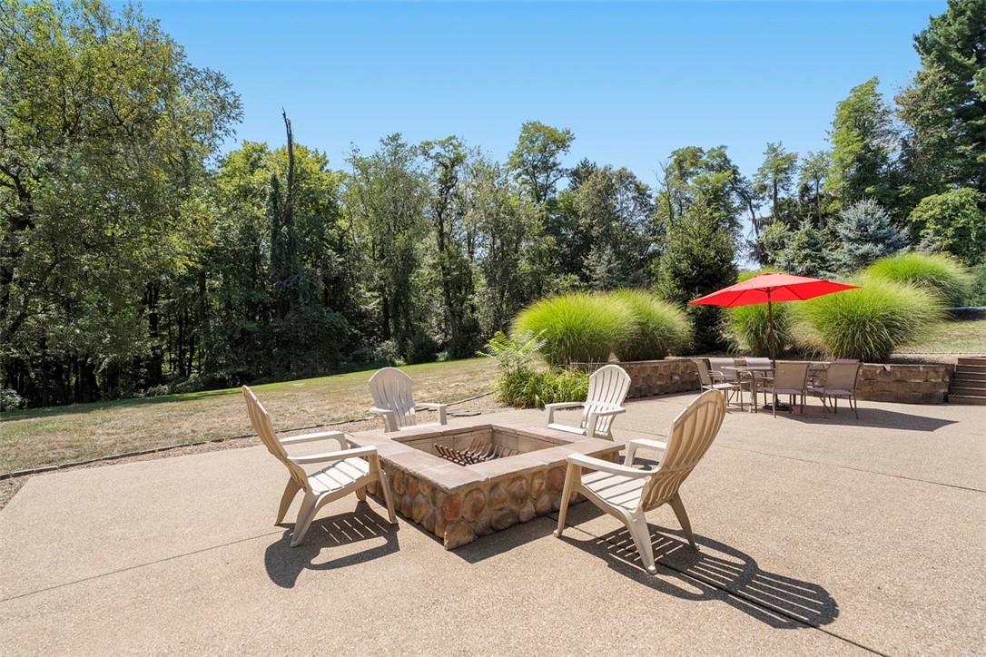 Richland, Pennsylvania 15044, United States, 3 Bedrooms Bedrooms, ,3 BathroomsBathrooms,Residential,Active,195357