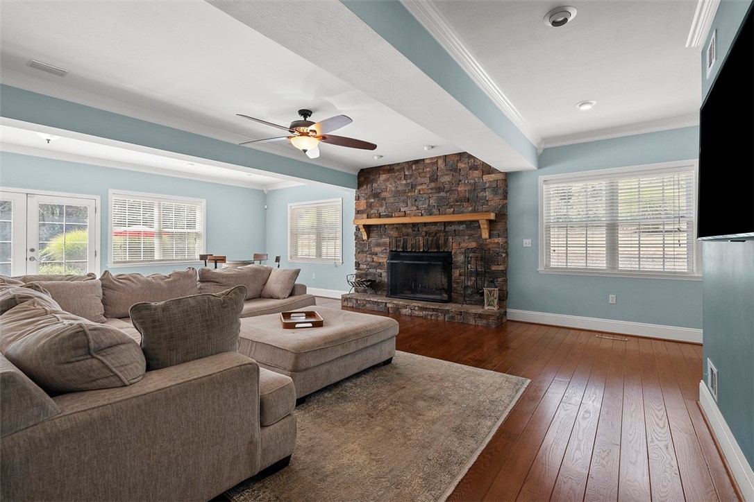 Richland, Pennsylvania 15044, United States, 3 Bedrooms Bedrooms, ,3 BathroomsBathrooms,Residential,Active,195357