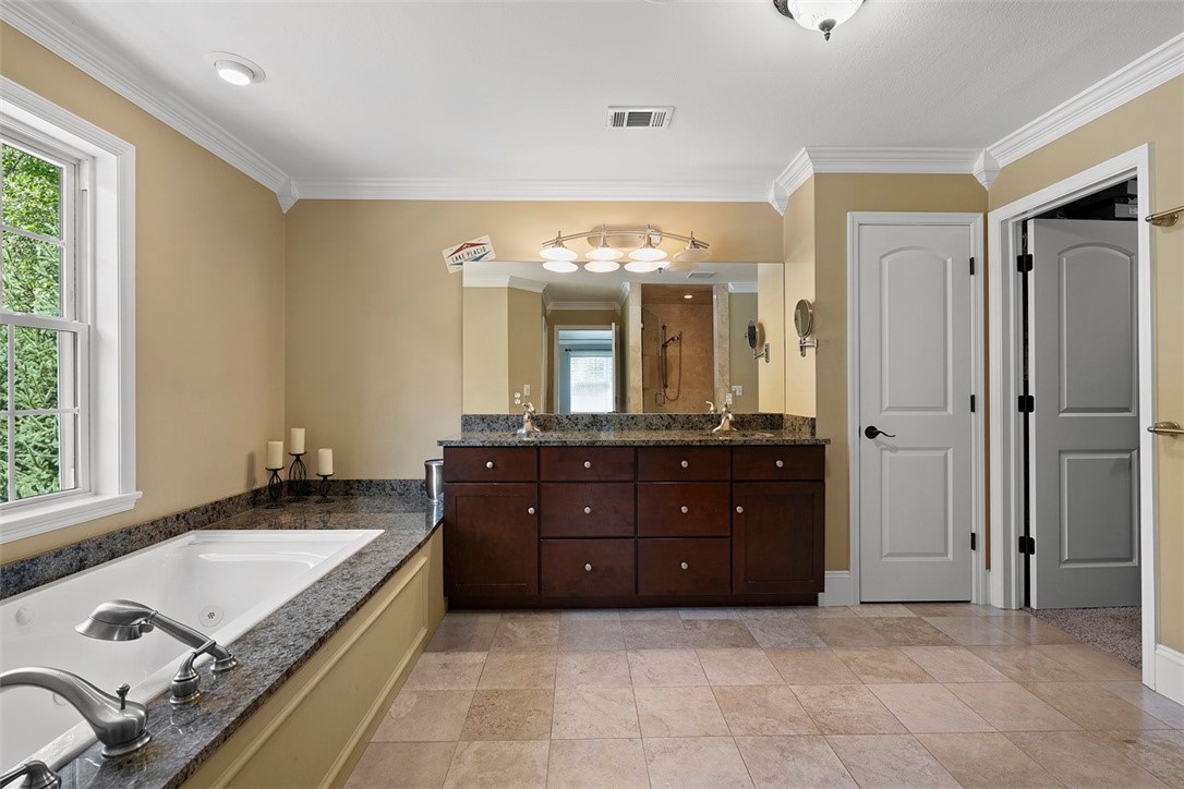 Richland, Pennsylvania 15044, United States, 3 Bedrooms Bedrooms, ,3 BathroomsBathrooms,Residential,Active,195357