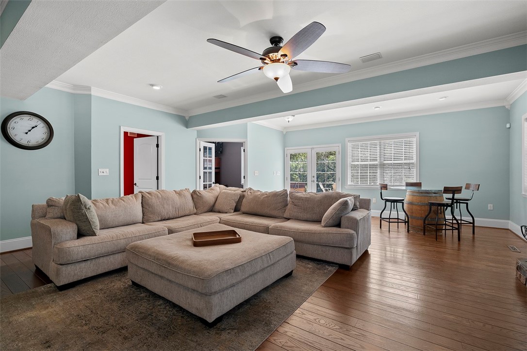 Richland, Pennsylvania 15044, United States, 3 Bedrooms Bedrooms, ,3 BathroomsBathrooms,Residential,Active,195357