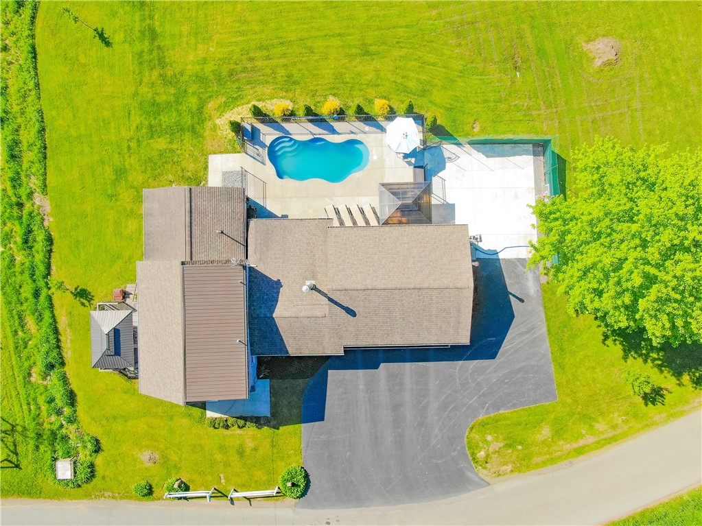 230 Firehall Rd