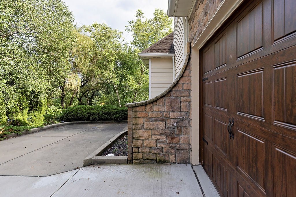 102 Brickbarn Ct