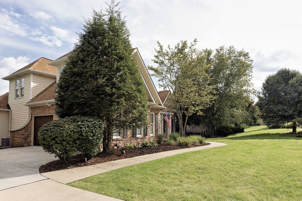 102 Brickbarn Ct
