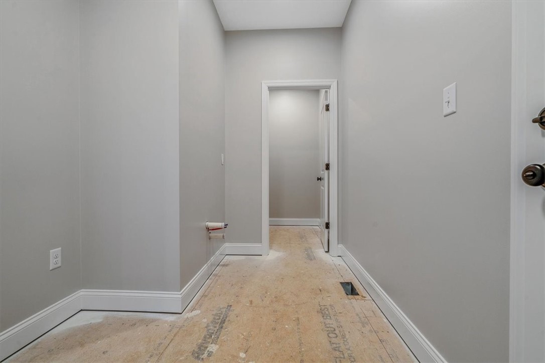 Cecil, Pennsylvania 15317, United States, 3 Bedrooms Bedrooms, ,3 BathroomsBathrooms,Residential,Active,194534