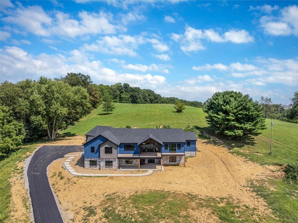 Cecil, Pennsylvania 15317, United States, 3 Bedrooms Bedrooms, ,3 BathroomsBathrooms,Residential,Active,194534