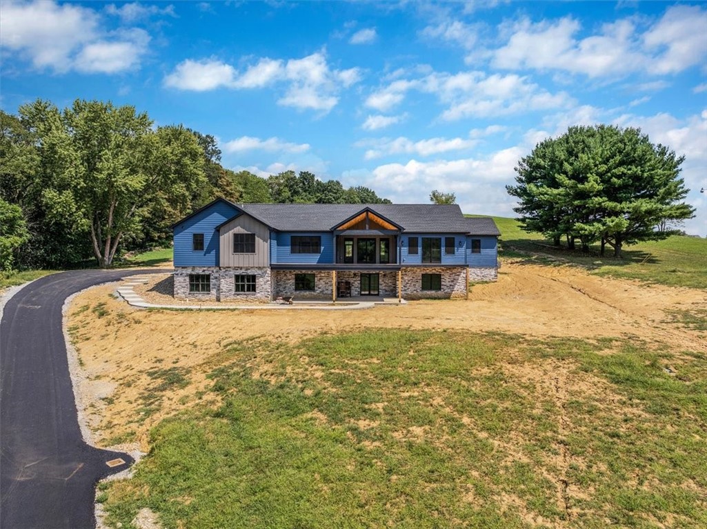 Cecil, Pennsylvania 15317, United States, 3 Bedrooms Bedrooms, ,3 BathroomsBathrooms,Residential,Active,194534