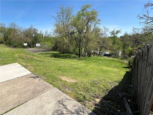 2806 COBDEN ST, PITTSBURGH, PA 15203 - Image 2ac2ff2022a3932b5a7b5ef07280a8db/1078377347