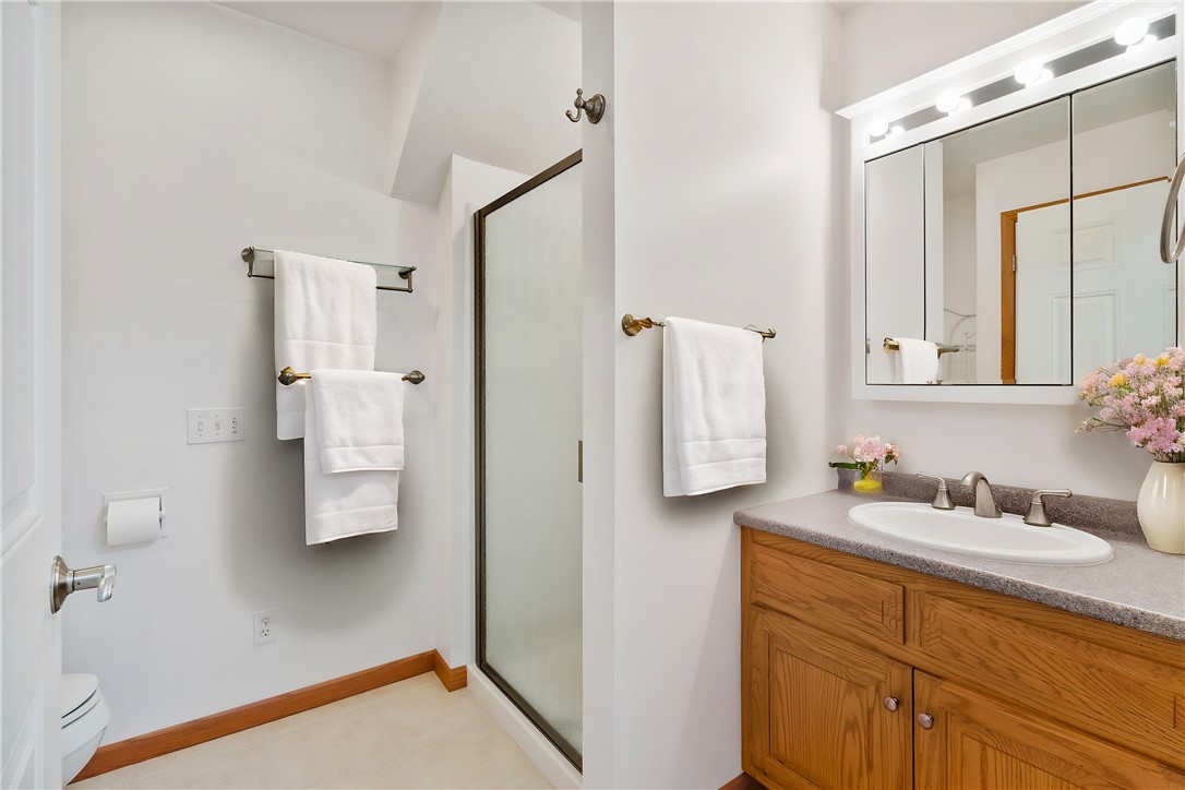 Center Twp - But, Pennsylvania 16001, United States, 4 Bedrooms Bedrooms, ,5 BathroomsBathrooms,Residential,Active,18177