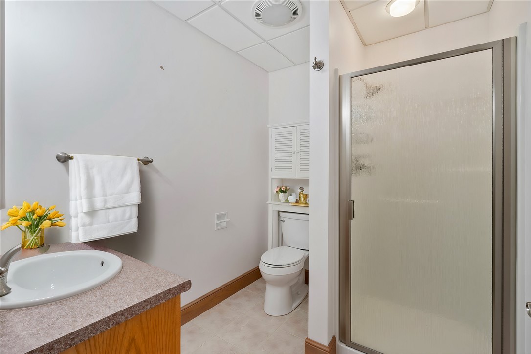 Center Twp - But, Pennsylvania 16001, United States, 4 Bedrooms Bedrooms, ,5 BathroomsBathrooms,Residential,Active,18177