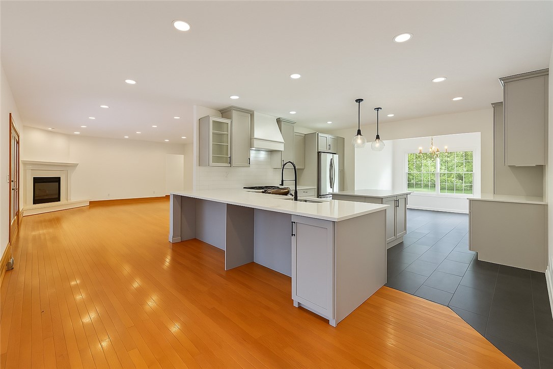 Center Twp - But, Pennsylvania 16001, United States, 4 Bedrooms Bedrooms, ,5 BathroomsBathrooms,Residential,Active,18177