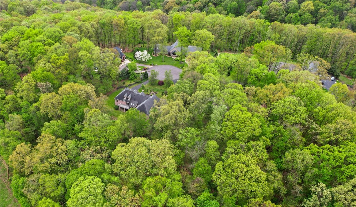 Center Twp - But, Pennsylvania 16001, United States, 4 Bedrooms Bedrooms, ,5 BathroomsBathrooms,Residential,Active,18177