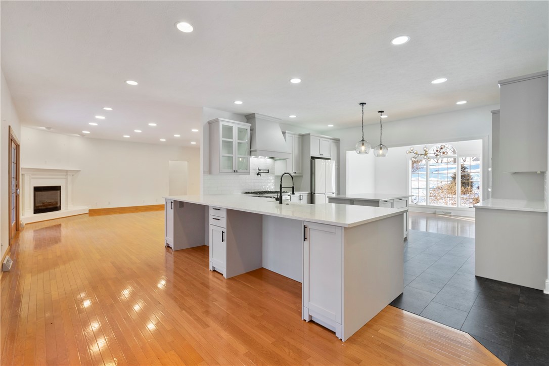 Center Twp - But, Pennsylvania 16001, United States, 4 Bedrooms Bedrooms, ,5 BathroomsBathrooms,Residential,Active,18177