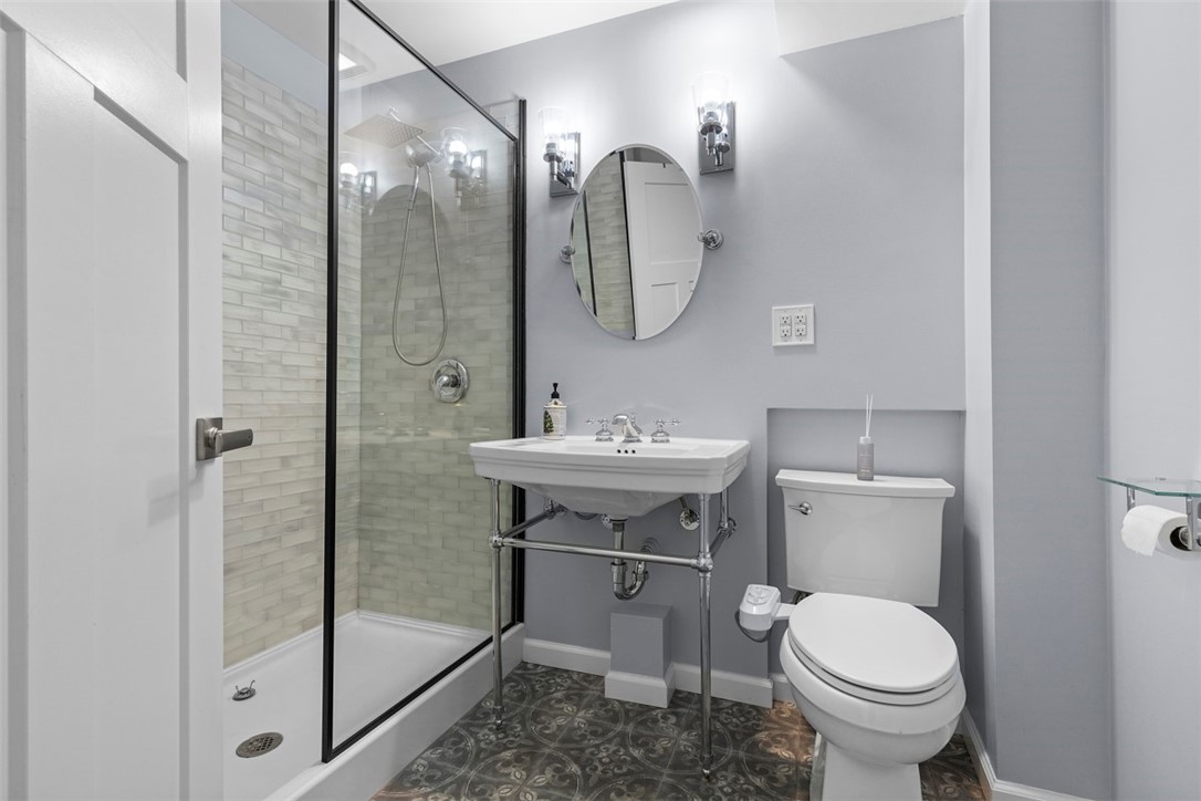 4012 Crown Drive Dr, South Park, Pennsylvania image 32