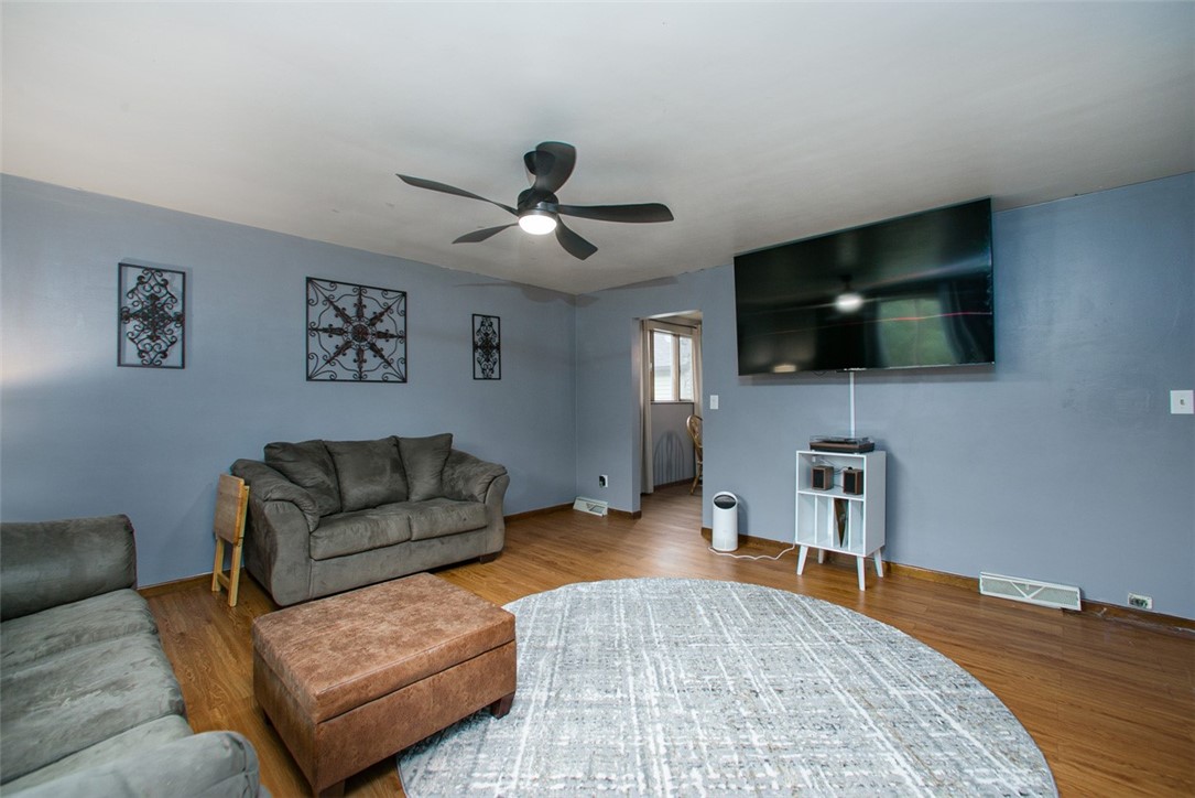 Mc Clellandtown, Pennsylvania 15458, United States, 3 Bedrooms Bedrooms, ,2 BathroomsBathrooms,Residential,Active,134018