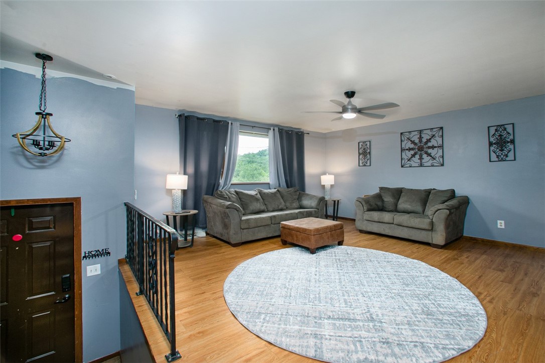 Mc Clellandtown, Pennsylvania 15458, United States, 3 Bedrooms Bedrooms, ,2 BathroomsBathrooms,Residential,Active,134018