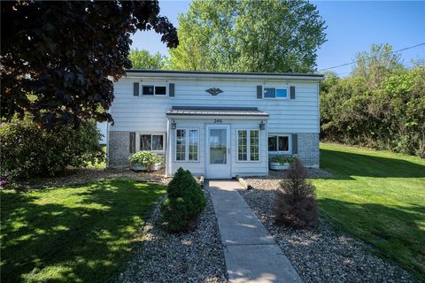 Photo of 246 Pine Dr, Butler, PA 16002 (MLS # 1751977)