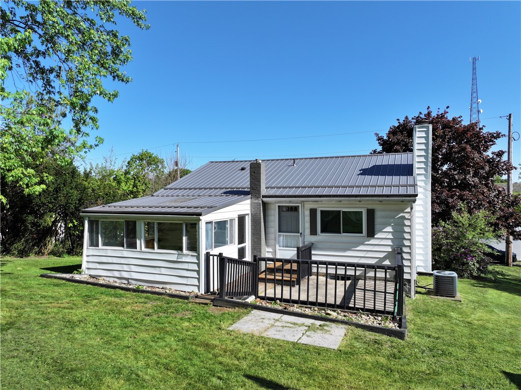 246 Pine Dr