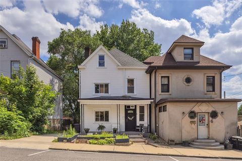 Photo of 8 Marie Ave, Avalon, PA 15202 (MLS # 1758330)