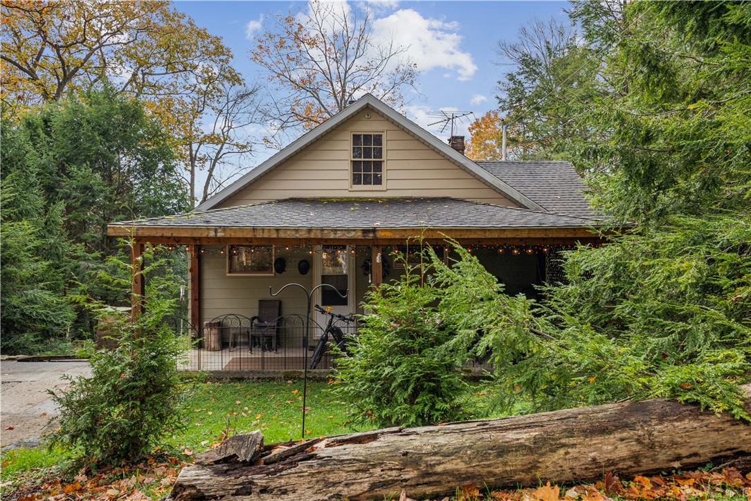 211 Ironwood Rd