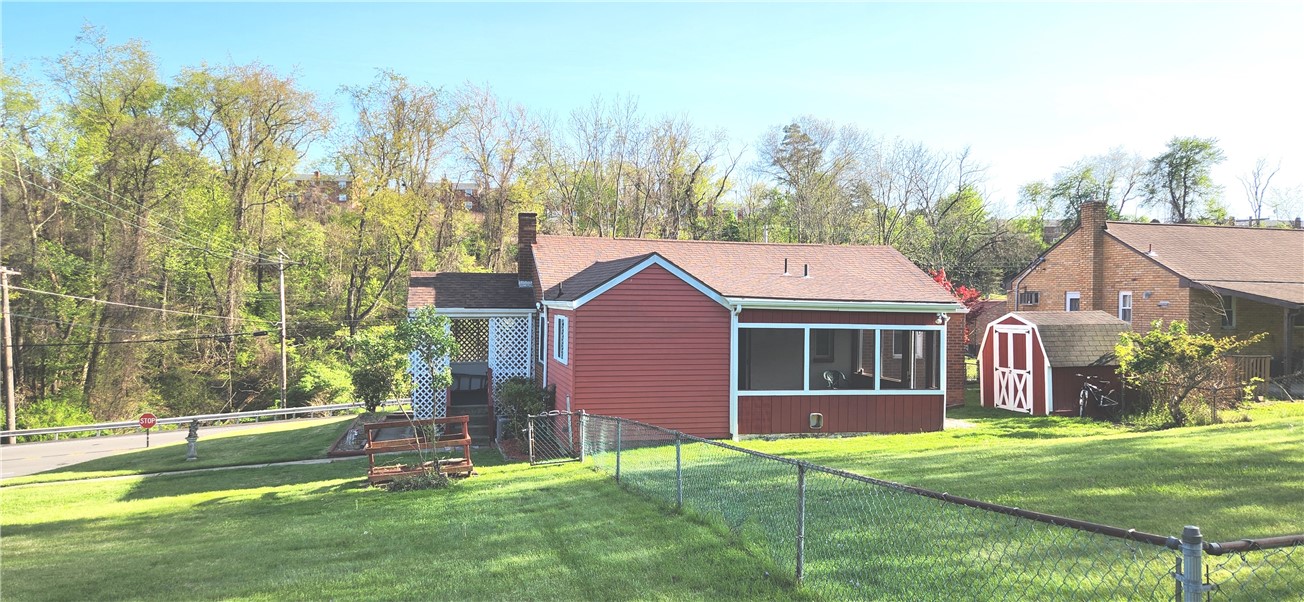 419 Streets Run Rd. Rd, Whitehall, Pennsylvania image 2