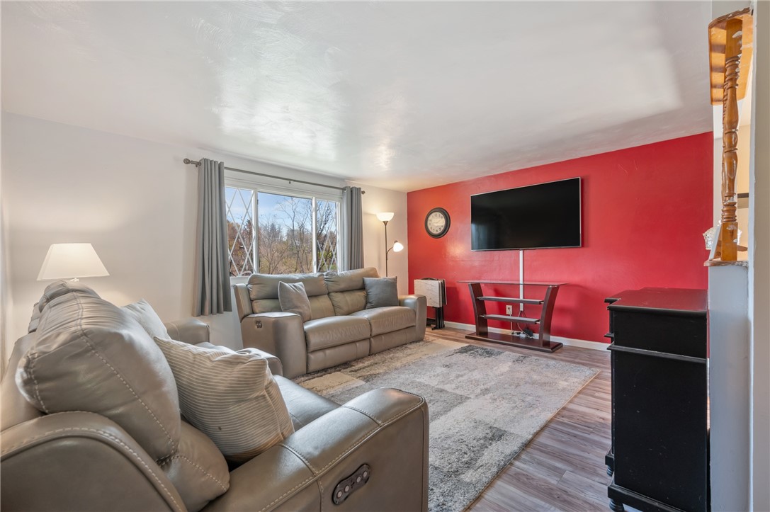 5638 Florida Avenue Ave, Bethel Park, Pennsylvania image 3