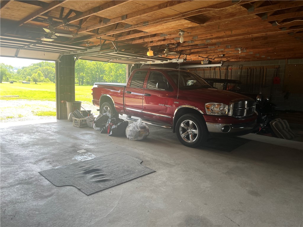 Burgettstown, Pennsylvania 15021, United States, ,1 BathroomBathrooms,Residential,Active,222912