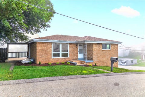 Photo of 804 7th St, California, PA 15419 (MLS # 1762080)