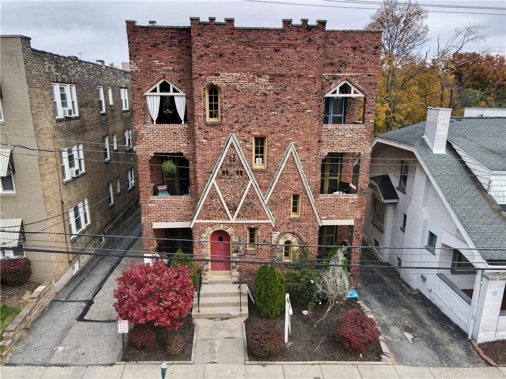 Mt. Lebanon, Pennsylvania 15228, United States, 1 Bedroom Bedrooms, ,1 BathroomBathrooms,Residential,Active,85048