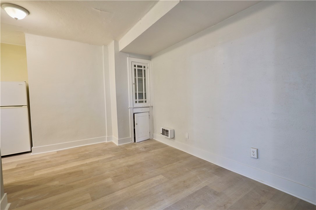 Mt. Lebanon, Pennsylvania 15228, United States, 1 Bedroom Bedrooms, ,1 BathroomBathrooms,Residential,Active,85048