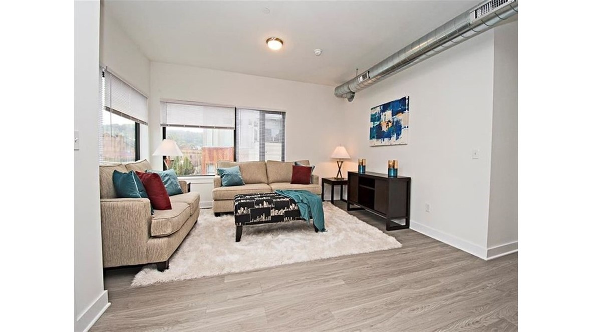 Lawrenceville, Pennsylvania 15201, United States, 2 Bedrooms Bedrooms, ,2 BathroomsBathrooms,Residential,Active,98484
