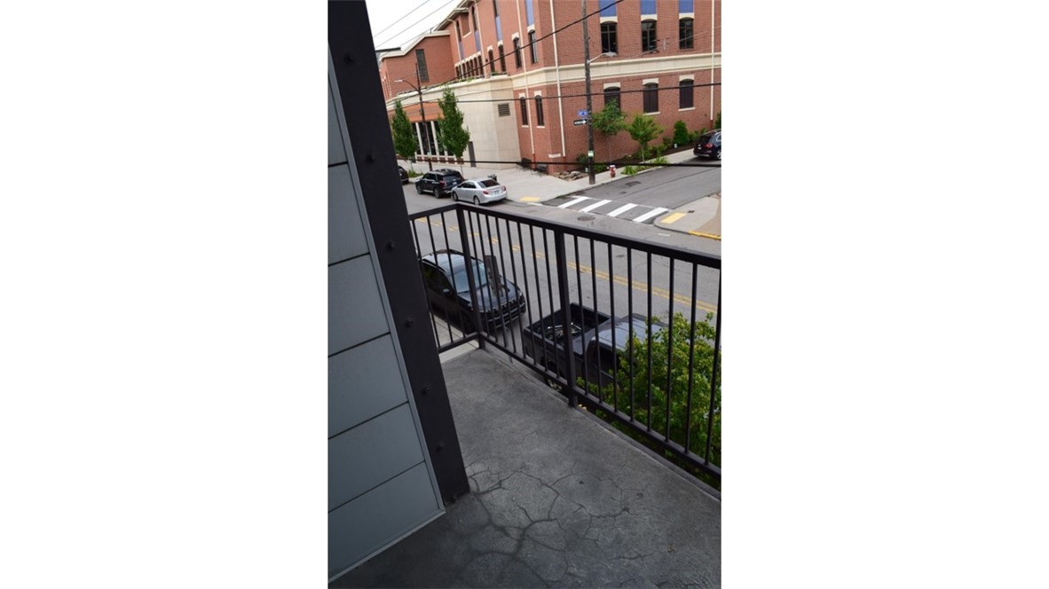 Lawrenceville, Pennsylvania 15201, United States, 2 Bedrooms Bedrooms, ,2 BathroomsBathrooms,Residential,Active,98484
