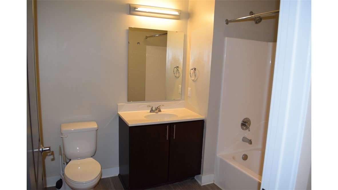 Lawrenceville, Pennsylvania 15201, United States, 2 Bedrooms Bedrooms, ,2 BathroomsBathrooms,Residential,Active,98484