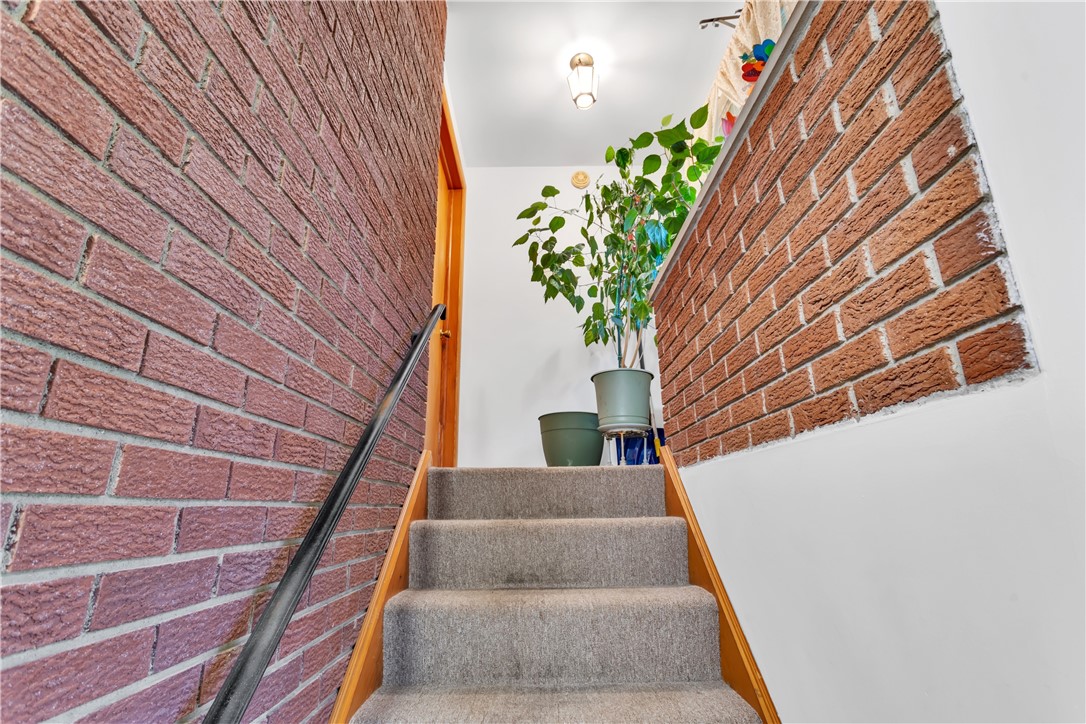 616 Woodburn Lane