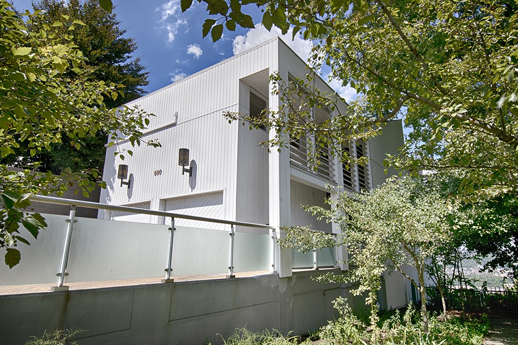 600 Grandview Avenue
